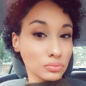 Meet your Posher, Vanity